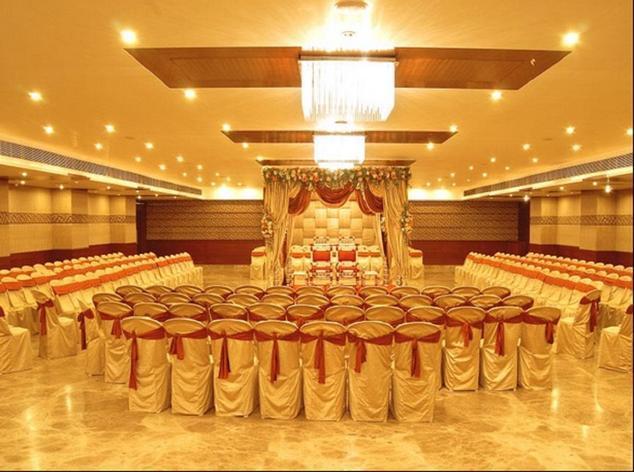 Grand Thakar Hotel Rajkot Exterior photo