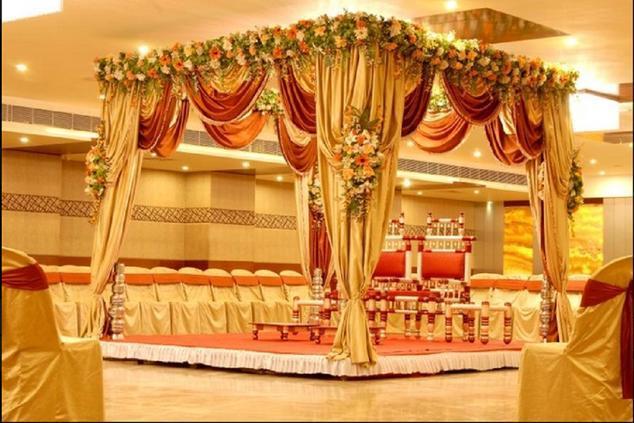Grand Thakar Hotel Rajkot Exterior photo