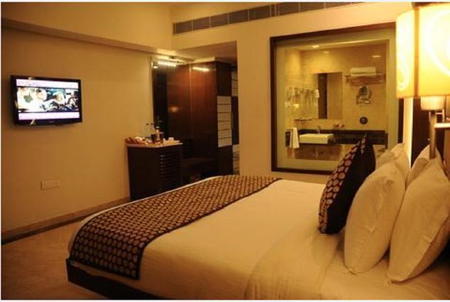 Grand Thakar Hotel Rajkot Exterior photo