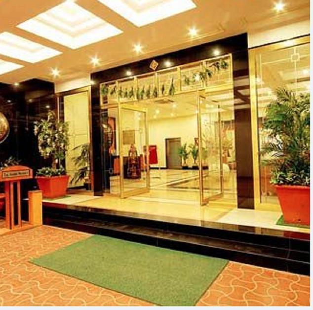 Grand Thakar Hotel Rajkot Exterior photo